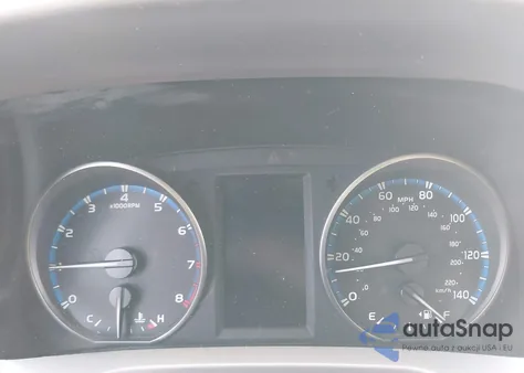 2018 Toyota Rav4 Xle z USA, uszkodzony, nr VIN 2T3WFREV6JW458012